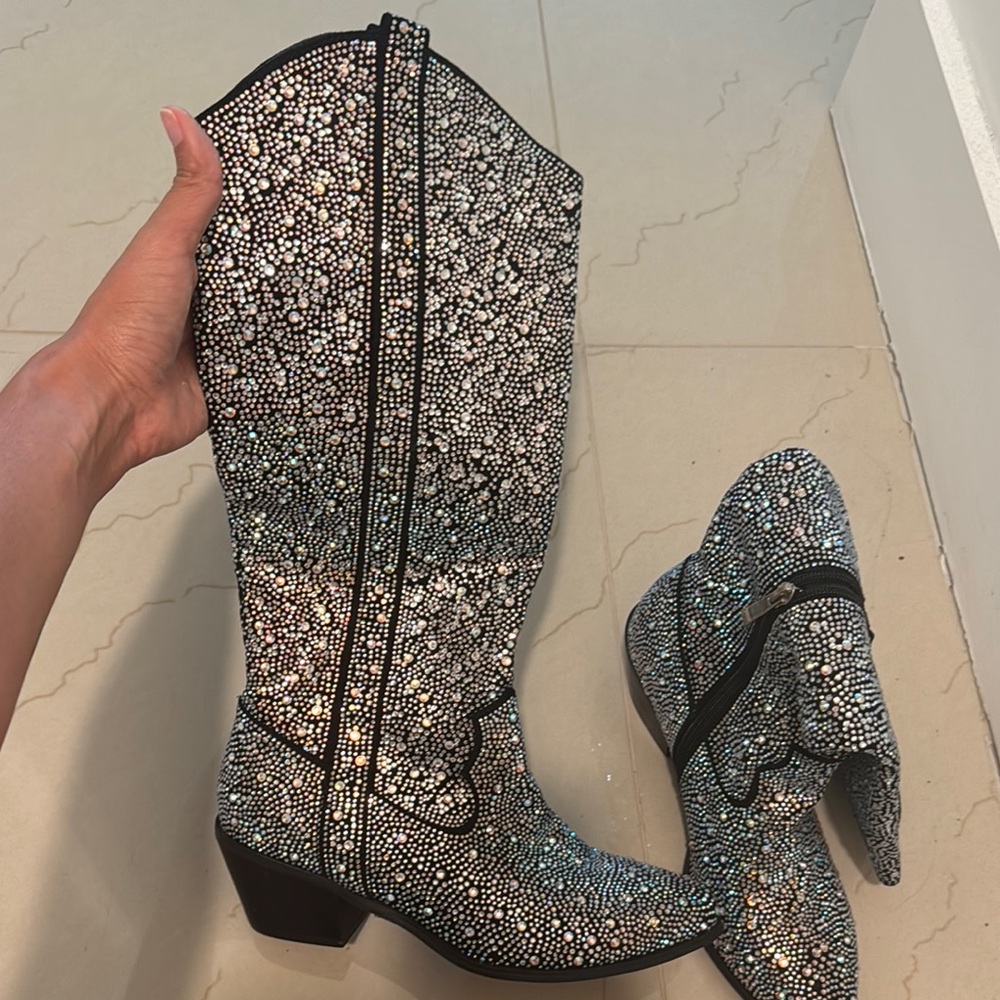 Sparkling Black and Silver Women's Boots